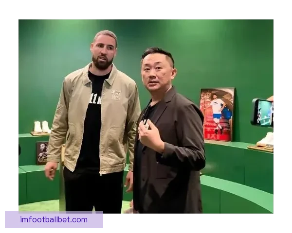 克莱·汤普森女友梅根演出突发身体不适紧急送医